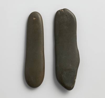 Qairaq (stone castanets) (mid-20th century) — Castanets, photograph from The Met