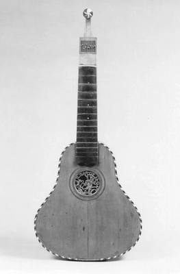 Cittern (1772) — Cittern, photograph from The Met