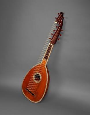 Arch Cittern (1782) — Cittern, photograph from The Met