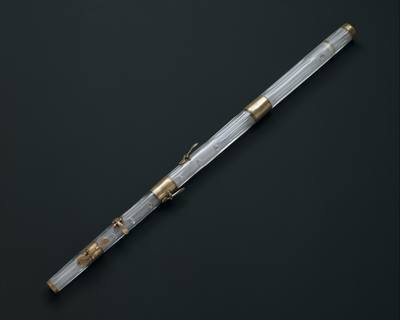 Transverse Flute in D-flat (1813) — Flute, photograph from The Met