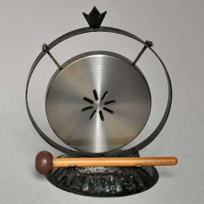 Gong (Undated) — Gong, photograph from Europeana