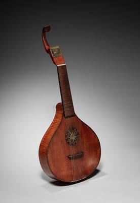 Guitar (late 1700s) — Guitar, photograph from Cleveland Museum of Art