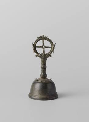 Handbell (c. 1200 - c. 1500) — Handbell, photograph from Rijksmuseum