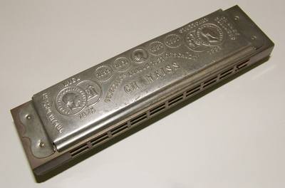 Harmonica (ca. 1895) — Harmonica, photograph from The Met