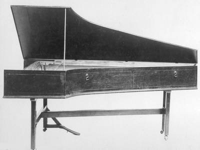 Harpsichord (1781) — Harpsichord, photograph from The Met