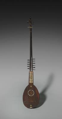 Chitarrone (or Archlute) (late 1600s) — Lute, photograph from Cleveland Museum of Art