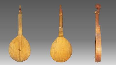 Lute (19th century) — Lute, photograph from The Met