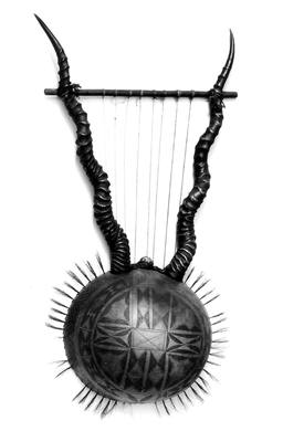 Bowl Lyre (19th century) — Lyre, photograph from The Met