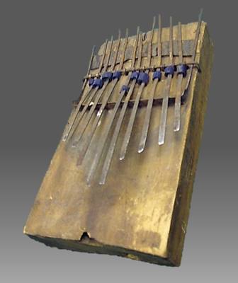 Zanze (late 19th century) — Mbira, photograph from The Met