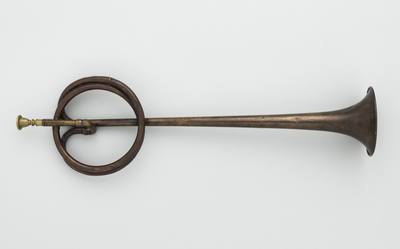 Natural Trumpet in D (late 19th century) — Natural trumpet, photograph from The Met