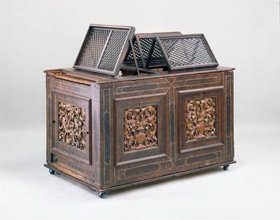 Positive Organ (17th century) — Pipe organ, photograph from The Met