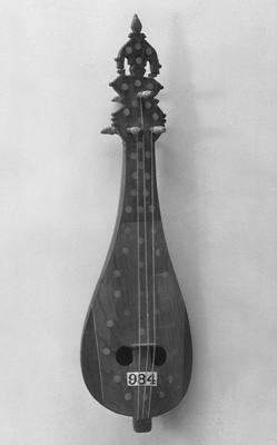 Rebec (19th century) — Rebec, photograph from The Met