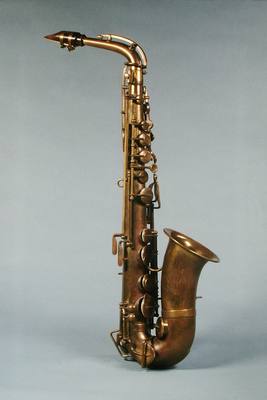 Alto Saxophone (after 1887) — Saxophone, photograph from The Met