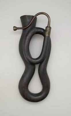 Serpent in C (ca. 1805) — Serpent, photograph from The Met