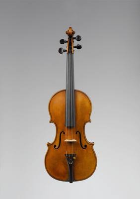 Violin (1783) — Violin, photograph from The Met