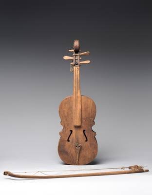 Violin (ca. 1800–1889) — Violin, photograph from The Met