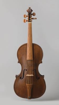 Violin (1692) — Violin, photograph from Rijksmuseum